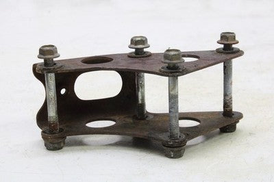 1980 YAMAHA XT250 OEM ENGINE MOTOR MOUNT BRACKET
