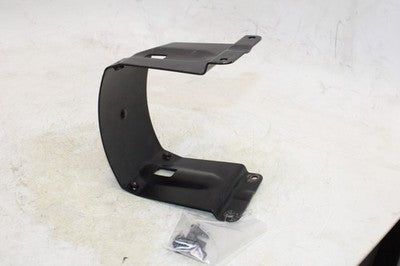 2009 KAWASAKI VULCAN 900 VN900D CLASSIC LT OEM FRONT WHEEL FENDER BRACKET MOUNT