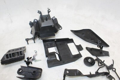 2023 YAMAHA YZF R3 OEM INNER FAIRING TRIM COVER KIT MISC BRACKETS MOUNTS COWLS