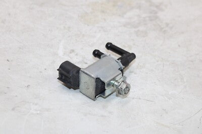 2016 KAWASAKI NINJA 300 EX300 ABS OEM AIR VALVE SOLENOID TOP ENGINE SENSOR
