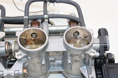 08-09 SUZUKI GSXR 600 OEM MAIN FUEL INJECTORS / THROTTLE BODIES !for Parts Only!