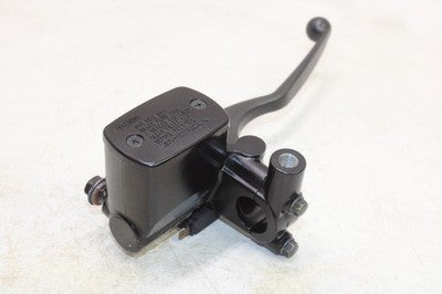 2018 YAMAHA XMAX CZD300A OEM FRONT BRAKE MASTER CYLINDER W/ LEVER