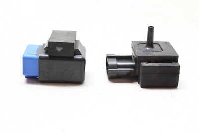 2008 SUZUKI GSXR 750 OEM RELAY ASSEMBLY FUSE BOX SET