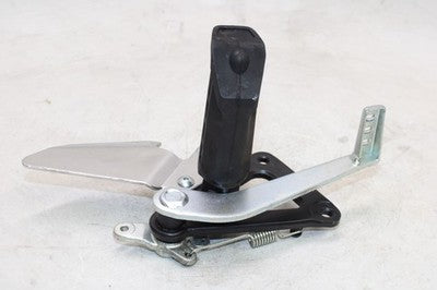 2009 Suzuki GS500F OEM RIGHT REARSET REAR SET DRIVER FOOT PEG REST STOP W PEDAL