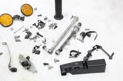 07-25 KAWASAKI NINJA ZX6R ZX600R OEM ENGINE MOUNTING BOLTS HARDWARE MOTOR SCREWS