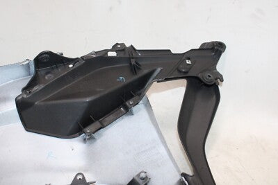 2016 YAMAHA YZF R3 OEM RIGHT LOWER MID UPPER SIDE FAIRING COWL