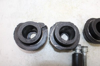 2015 HARLEY-DAVIDSON ROAD GLIDE SPECIAL FLTRXS OEM ENGINE BUSHING MOUNT SET