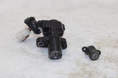2004 YAMAHA YZF R6 OEM IGNITION LOCK !NO KEY!