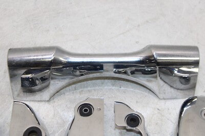 2015 SUZUKI BOULEVARD C50 VL800 OEM MOUNT BRACKET SET W BOLTS