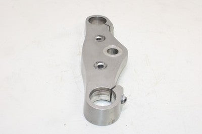 07-23 KAWASAKI VULCAN 900 VN900B CLASSIC OEM FORKS UPPER TRIPLE TREE CLAMP