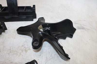 1999 TRIUMPH SPEED TRIPLE T509 OEM MOUNTING BRACKETS MOUNTS STAY SET KIT