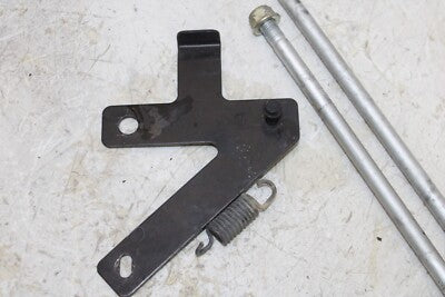 2004 TRIUMPH DAYTONA 600 OEM ENGINE MOUNT MOTOR BRACKET ENGINE BOLTS