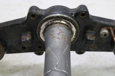 1980 YAMAHA XT250 OEM FRONT FORKS CLAMP LOWER TRIPLE TREE STEM