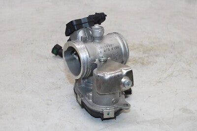 18-19 KTM 390 DUKE OEM MAIN FUEL INJECTORS / THROTTLE BODIES