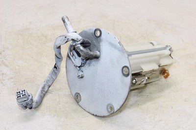 06-22 KAWASAKI VULCAN 900 VN900D CLASSIC LT OEM FUEL GAS PUMP