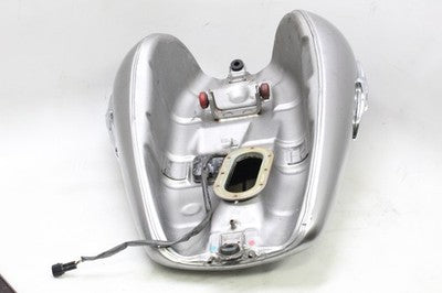 2005 KAWASAKI VULCAN 1500 VN1500 CLASSIC OEM GAS FUEL TANK SILVER