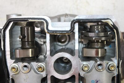 14-16 SUZUKI VSTROM 1000 DL1000A ABS OEM REAR ENGINE TOP END CYLINDER HEAD