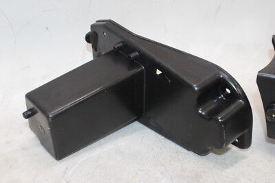 96-08 KAWASAKI VULCAN 1500 VN1500E CLASSIC OEM BATTERY TRAY BOX HOLDER PAIR