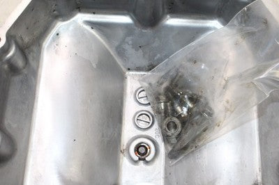 1996 SUZUKI KATANA 600 GSX600F OEM ENGINE MOTOR BOTTOM OIL PAN COVER