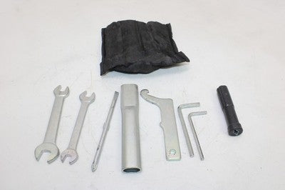15-21 YAMAHA YZF R3 OEM STOCK TOOLS OEM TOOL BAG KIT SET