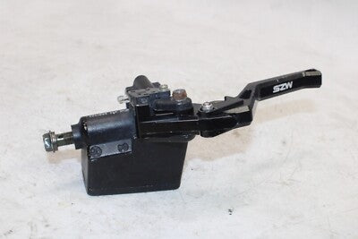 2006 SUZUKI GS500F OEM FRONT BRAKE MASTER CYLINDER W/ LEVER