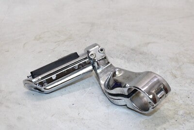 99-09 YAMAHA V STAR 1100 XVS1100 CUSTOM OEM RIGHT FRONT FOOT REST PEG STEP