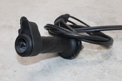 02-09 SUZUKI VSTROM 1000 DL1000K THROTTLE CABLE LINE HOUSING GUIDE W CABLE OEM