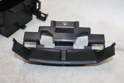 90-06 KAWASAKI CONCOURS 1000 ZG1000A OEM BATTERY TRAY BOX HOLDER