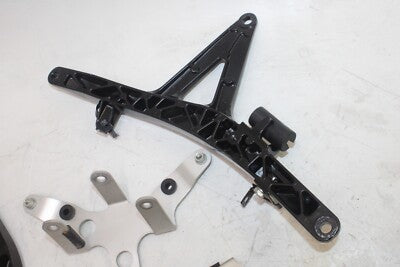 2018 KAWASAKI CONCOURS 14 ZG1400 ABS OEM FRONT GAS TANK BRACKET MOUNT SET