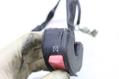 2006 YAMAHA YZF R1 OEM RIGHT CLIP ON HANDLE KILL OFF START SWITCH !FOR PARTS!