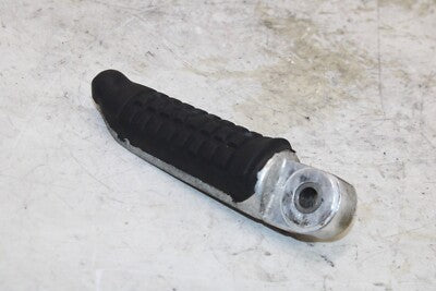 1992 SUZUKI KATANA 600 GSX600F OEM RIGHT REAR BACK PASSENGER PEG