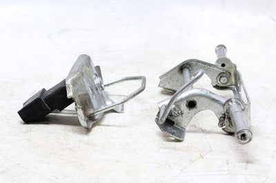 00-01 HONDA CBR929RR OEM GAS TANK FUEL CELL PETROL RESERVOIR BRACKET MOUNT SET