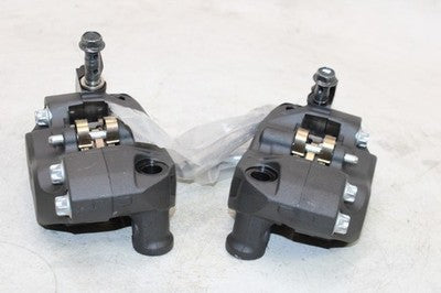 2023 SUZUKI GSXS750 OEM RIGHT LEFT FRONT BRAKE CALIPER SET PAIR CALIPERS