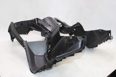 2018 YAMAHA XMAX CZD300A OEM FRONT CENTER COWL BODY TRIM FAIRING