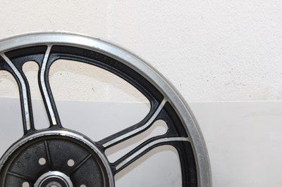 1980 YAMAHA XJ400  XJ550 SECA OEM REAR BACK WHEEL RIM