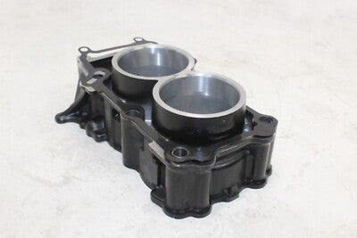 19-24 YAMAHA YZF R3 OEM ENGINE MOTOR PISTON CYLINDERS BLOCK JUG