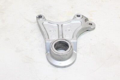 01-05 YAMAHA FZ1 OEM REAR BRAKE CALIPER HANGER BACK MOUNTING BRACKET