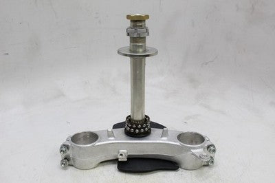 06-09 SUZUKI GSXR 600 OEM FRONT FORKS CLAMP LOWER TRIPLE TREE STEM