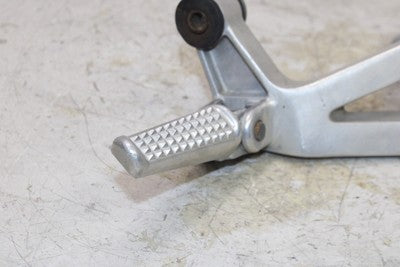 2000 HONDA CBR900RR OEM RIGHT REAR BACK PASSENGER PEG