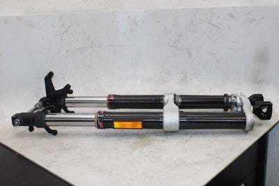 2018 HUSQVARNA SVARTPILEN 401 OEM COMPLETE FRONT END FORKS TRIPLE TREE