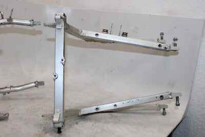 97-98 SUZUKI GSXR600 OEM REAR SUBFRAME BACK SUB FRAME