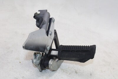 2006 SUZUKI GS500F OEM RIGHT REARSET REAR SET DRIVER FOOT PEG REST STOP