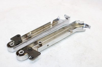 1997 KAWASAKI VULCAN 1500 VN1500D OEM REAR PASSENGER FENDER GRAB RAIL PAIR