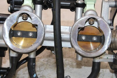 17-22 KAWASAKI NINJA 650 EX650NM OEM MAIN FUEL INJECTORS / THROTTLE BODIES