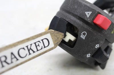 08-09 SUZUKI GSXR 600 OEM LEFT CLIP ON HANDLE HORN SIGNALS SWITCH SWITCHES