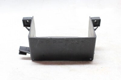 04-09 YAMAHA FZ6 OEM REAR BACK TAIL UNDERTAIL BATTERY TRAY PLASTIC