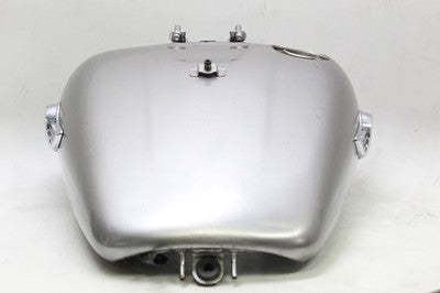 2005 KAWASAKI VULCAN 1500 VN1500 CLASSIC OEM GAS FUEL TANK SILVER