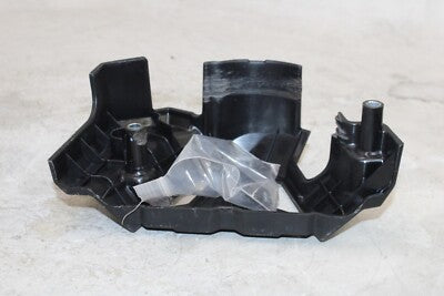 13-17 KAWASAKI NINJA 300 EX300B ABS OEM ENGINE SPROCKET COVER