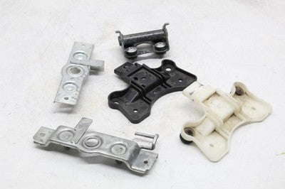 2006 2007 SUZUKI GSXR 600 750 OEM REAR FRONT SEAT MOUNTING BRACKET MOUNT
