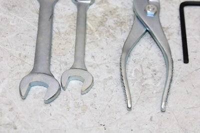 11-17 SUZUKI BOULEVARD C50 VL800 OEM STOCK TOOLS OEM TOOL BAG KIT SET